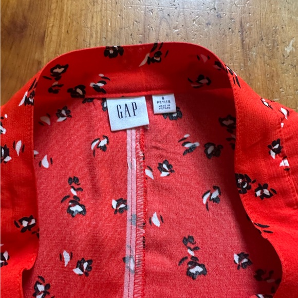 GAP Red Floral Button Up Maxi Skirt Sz 6P - Picture 6 of 7
